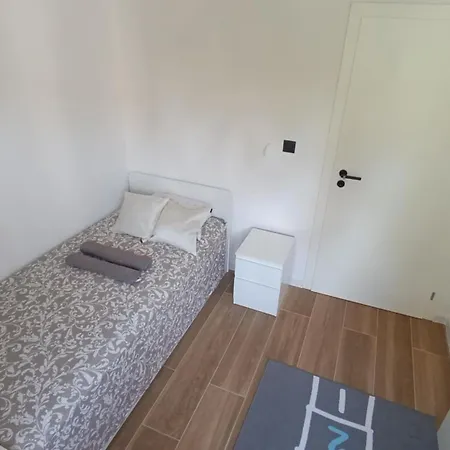 Omaro Apartment