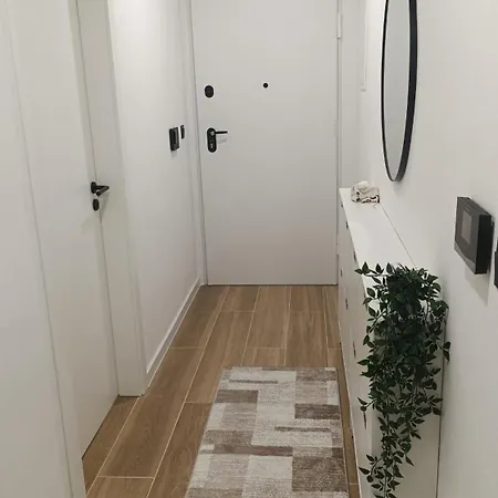 Apartment Omaro